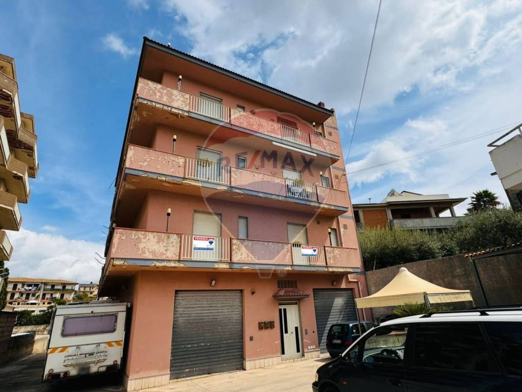 appartamento in vendita a Modica in zona Frigintini
