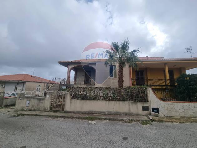 casa indipendente in vendita a Modica in zona Modica Alta