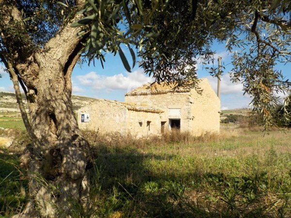 casa indipendente in vendita a Modica