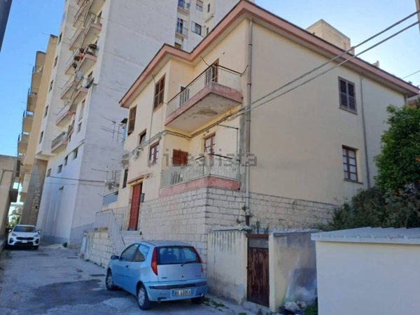 appartamento in vendita a Modica in zona Modica Bassa