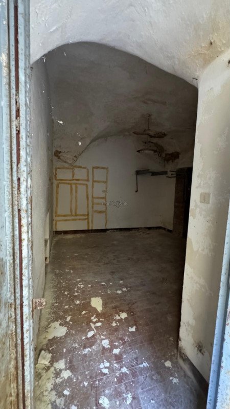 locale di sgombero in vendita a Modica in zona Modica Bassa