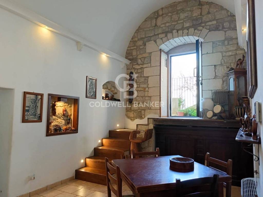 casa indipendente in vendita a Modica