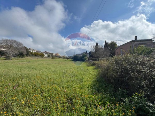 terreno edificabile in vendita a Modica