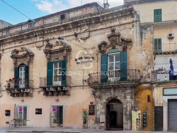 negozio in vendita a Modica in zona Modica Bassa