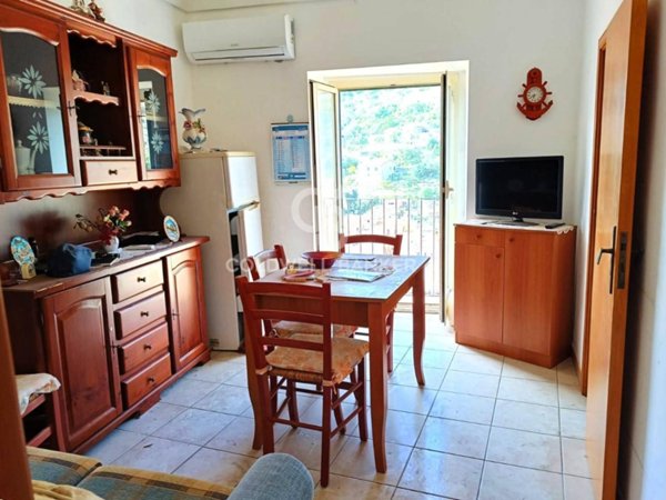 casa indipendente in vendita a Modica