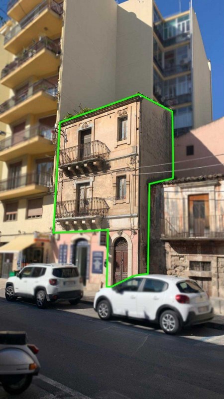 casa indipendente in vendita a Modica in zona Modica Bassa