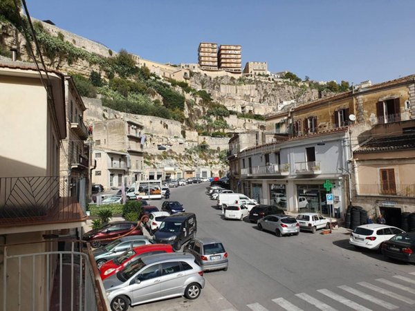 appartamento in vendita a Modica in zona Modica Bassa