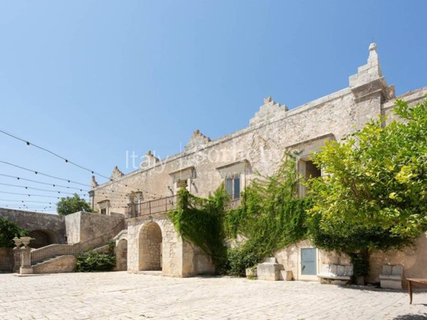casa indipendente in vendita a Modica