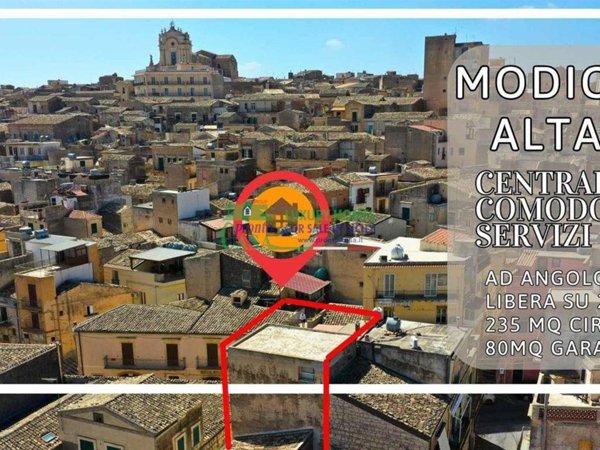 casa indipendente in vendita a Modica in zona Modica Alta