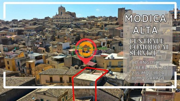 casa indipendente in vendita a Modica in zona Modica Alta