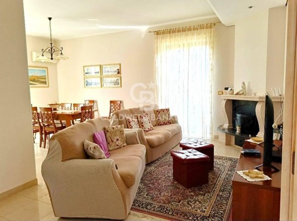 casa indipendente in vendita a Modica in zona Sacro Cuore