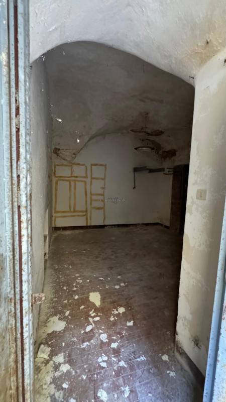 locale di sgombero in vendita a Modica in zona Modica Bassa