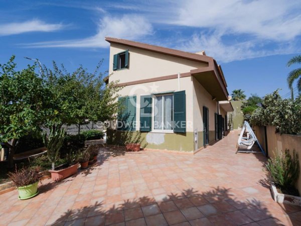 casa indipendente in vendita a Modica in zona Marina di Modica