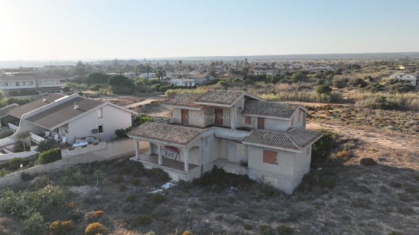 casa indipendente in vendita a Modica in zona Marina di Modica