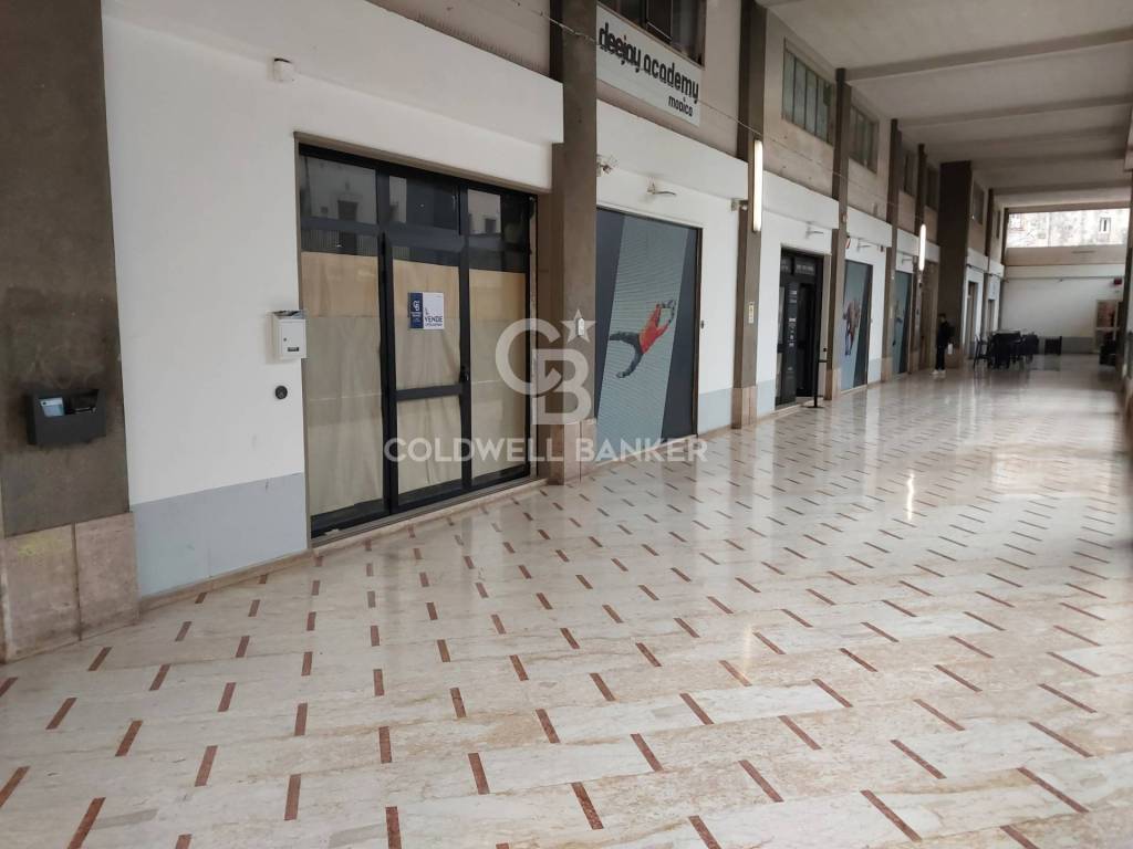 negozio in vendita a Modica in zona Modica Bassa