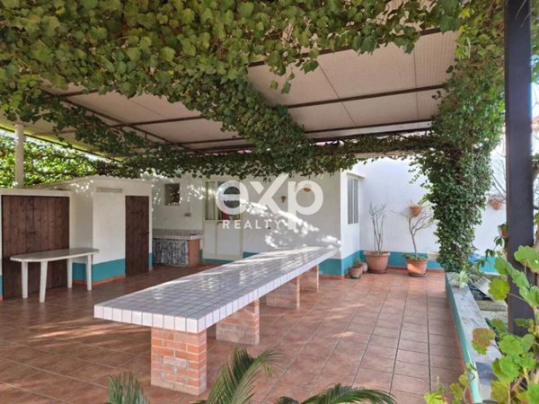 casa indipendente in vendita a Modica