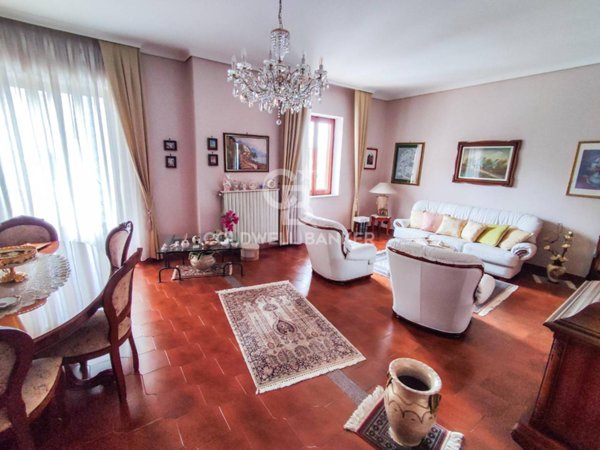 casa indipendente in vendita a Modica
