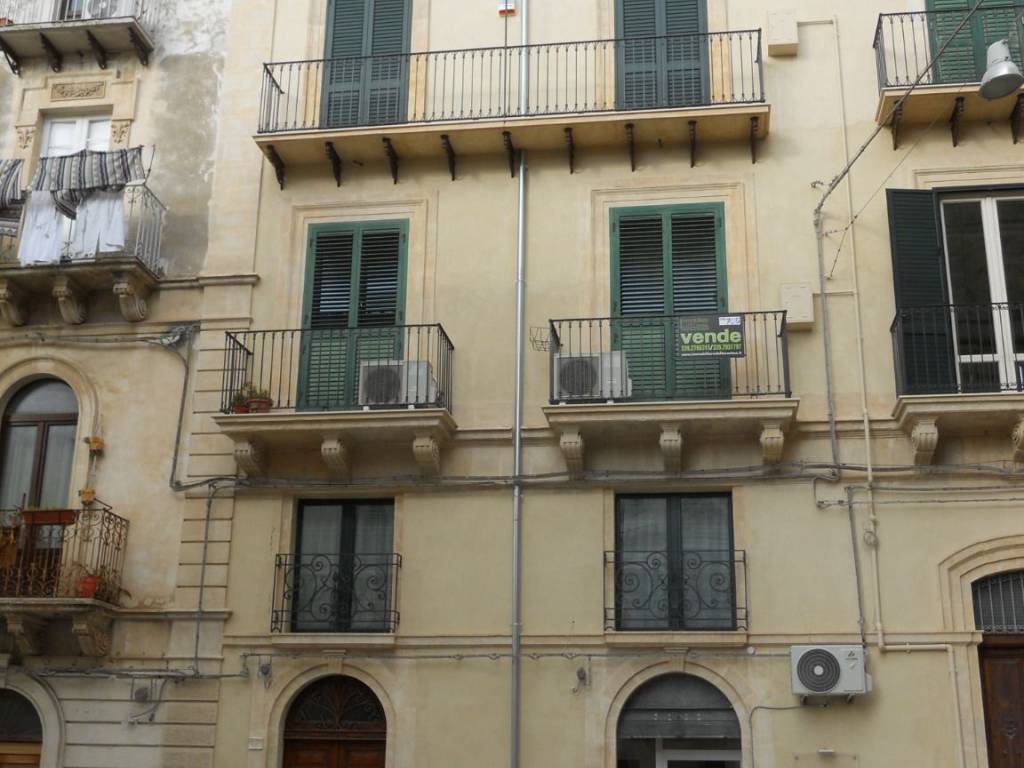 appartamento in vendita a Modica in zona Modica Alta