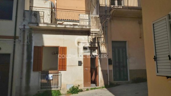 casa indipendente in vendita a Modica in zona Modica Alta