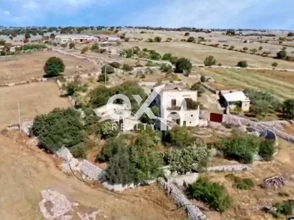 casa indipendente in vendita a Modica