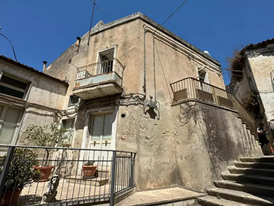 casa indipendente in vendita a Modica in zona Modica Alta