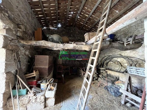 casa indipendente in vendita a Modica