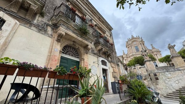 appartamento in vendita a Modica in zona Modica Alta