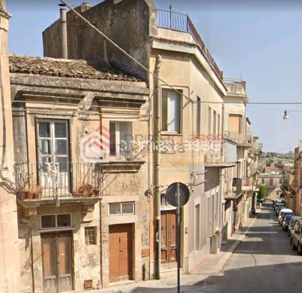 casa indipendente in vendita a Modica in zona Modica Alta