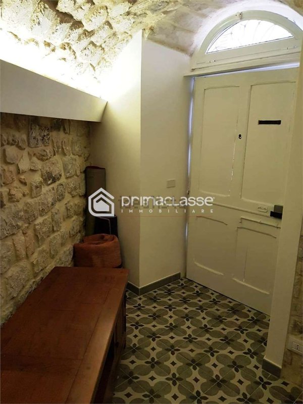 casa indipendente in vendita a Modica