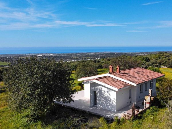 casa indipendente in vendita a Modica in zona Zappulla