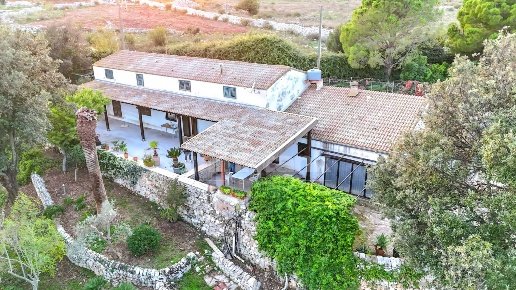 casa indipendente in vendita a Modica