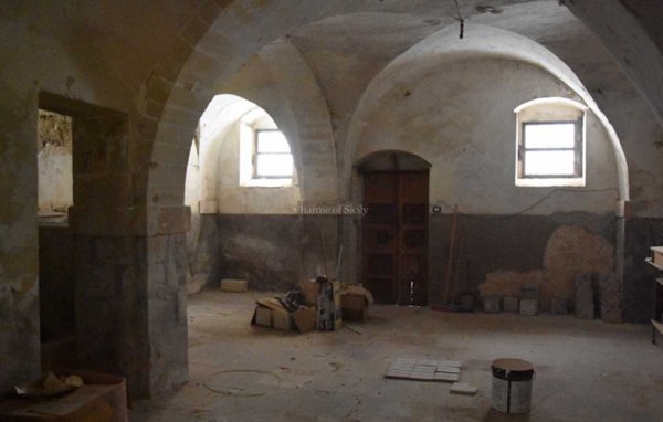 negozio in vendita a Modica in zona Modica Bassa