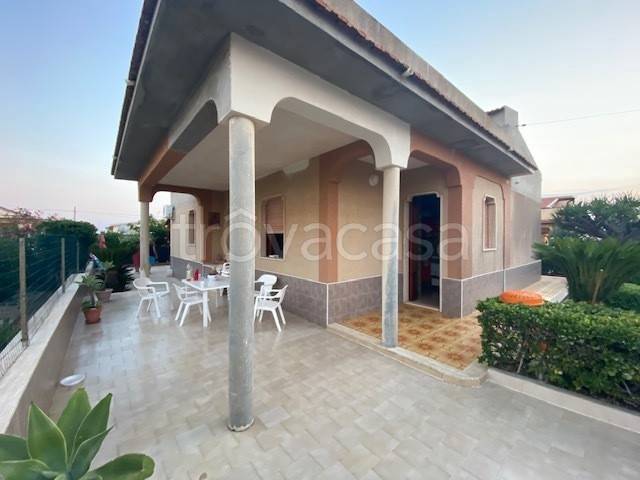 casa indipendente in vendita a Modica in zona Marina di Modica