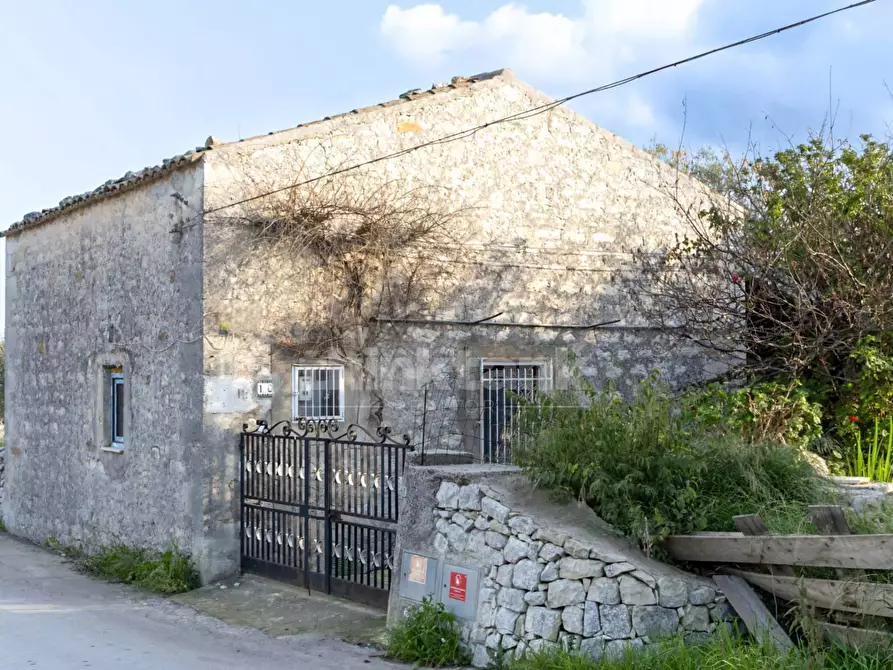 casa indipendente in vendita a Modica in zona Frigintini