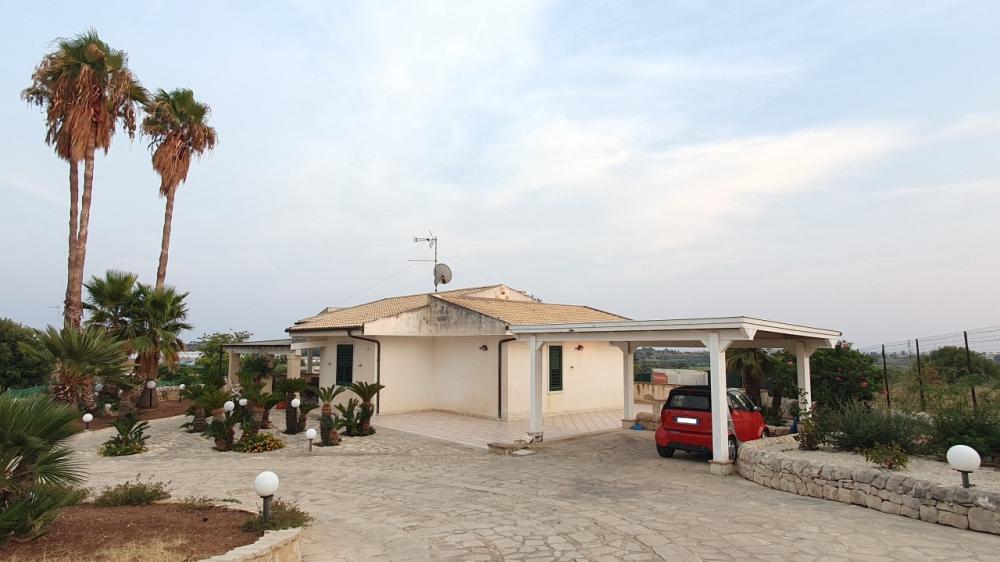 casa indipendente in vendita a Modica in zona Marina di Modica