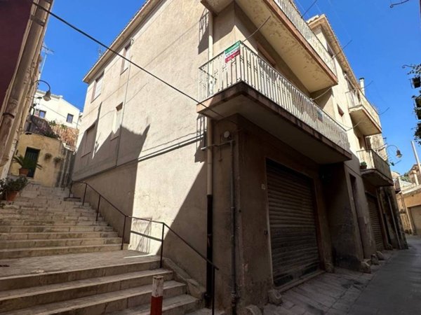 appartamento in vendita a Modica in zona Modica Bassa