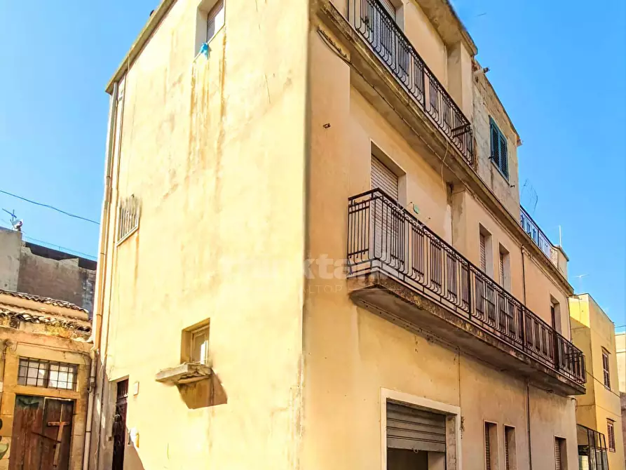 casa indipendente in vendita a Modica in zona Modica Alta