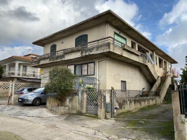 appartamento in vendita a Modica in zona Sacro Cuore