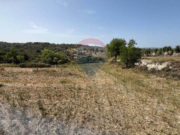 casa indipendente in vendita a Modica
