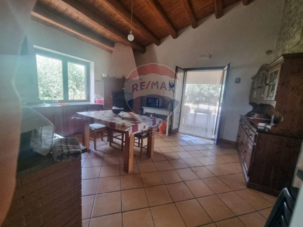 casa indipendente in vendita a Modica