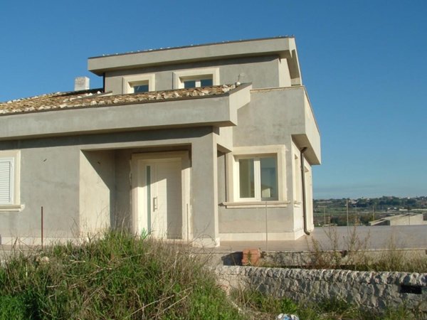 casa indipendente in vendita a Modica in zona Sacro Cuore