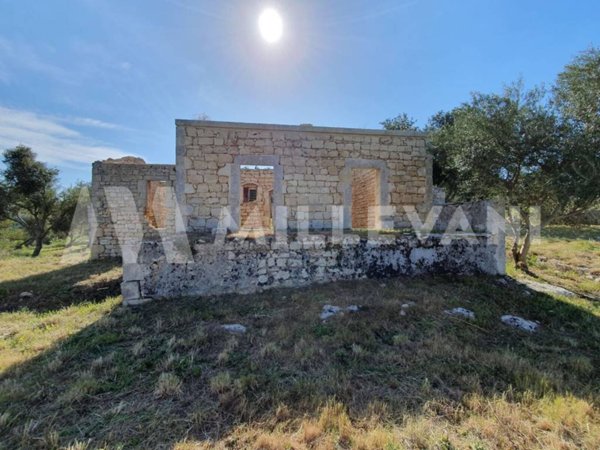 terreno edificabile in vendita a Modica in zona Modica Bassa