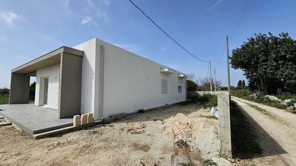 casa indipendente in vendita a Modica in zona Sacro Cuore
