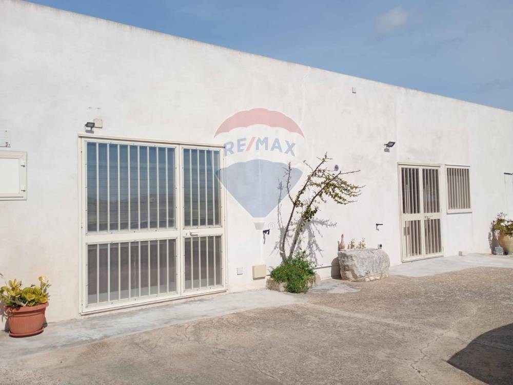 casa indipendente in vendita a Modica