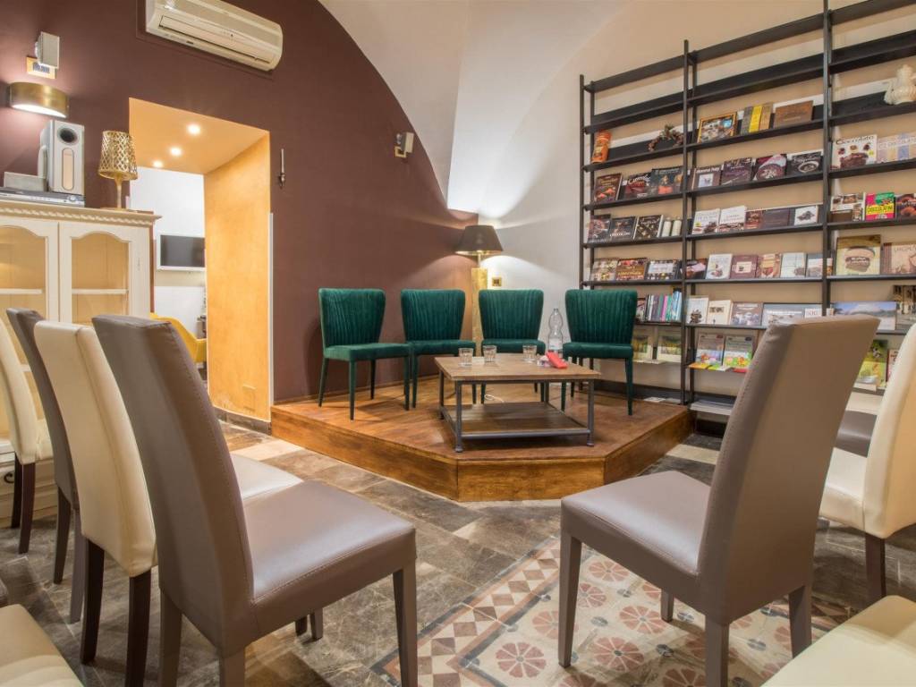 intera palazzina in vendita a Modica in zona Modica Bassa