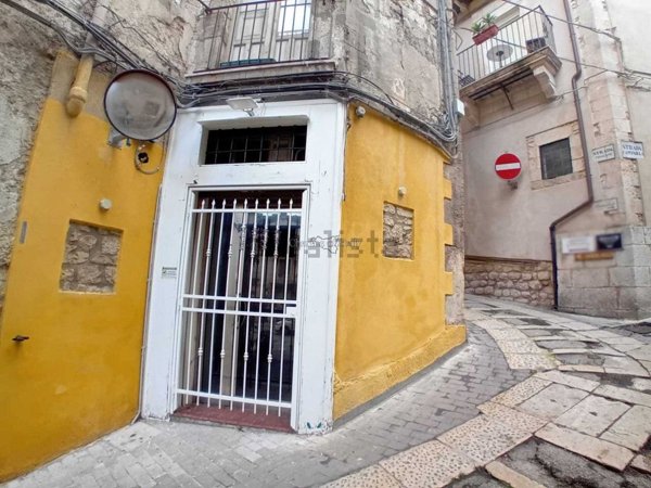 negozio in vendita a Modica in zona Modica Bassa