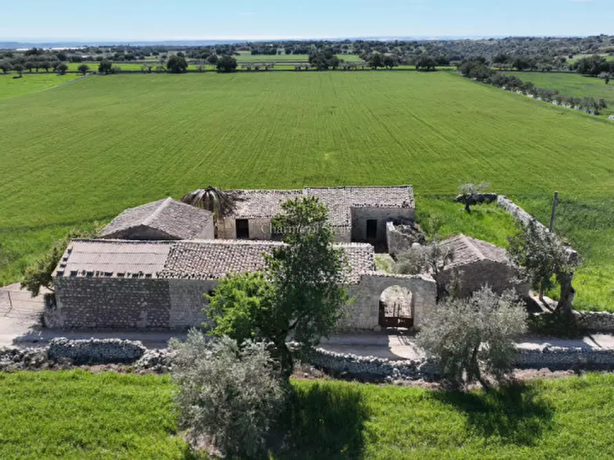 casa indipendente in vendita a Modica in zona Modica Alta