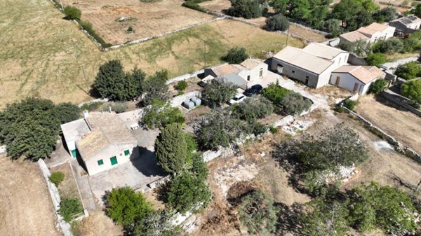casa indipendente in vendita a Modica in zona Frigintini