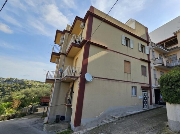 appartamento in vendita a Modica in zona Sacro Cuore