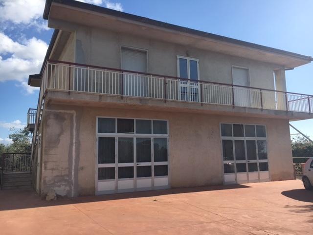 casa indipendente in vendita a Modica in zona Marina di Modica